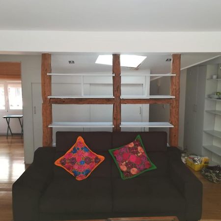 Impresionante Apartamento En Malasana Madrid Exterior foto